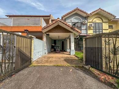 FACiNG OPEN 2 Storey 22x70 Jalan Nova Subang Bestari