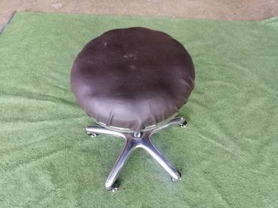 B149  Kerusi Barber Stool 360 Rotate Hieght