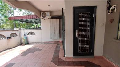 Renovated Well Maintained Single Storey Garden Avenue Seremban 2
