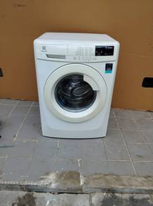 Electrolux front load washer 7.5kg mesin basuh