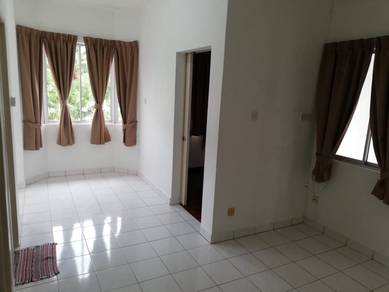 Beverly Hill Phase 3 apartment 2bed,1bath. Bundusan