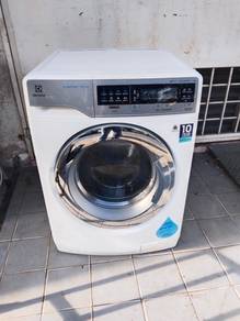 Electrolux front load washer washing machine 11-k