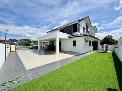Double Storey Semi Detached House at Luak Miri for Sale