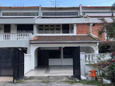 Taman Pelangi JB Double Storey Renovated House