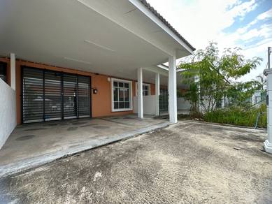 Freehold 1 Storey Terrace House Tmn Tanjung Minyak 24 x 70 Melaka Nice