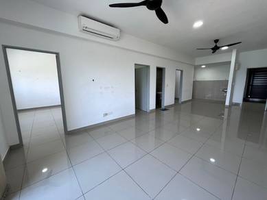 Sungai Long Palm Hill  1 Near UTAR 🤩  Freehold 🤩 3 Rooms