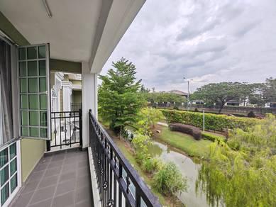 FACING OPEN 2.5 Storey Superlinkn Setia Marina 2  Setia ECO Glades