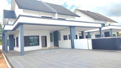 Double Storey Semi D (Corner Unit) at Kapor, Stapok Kuching