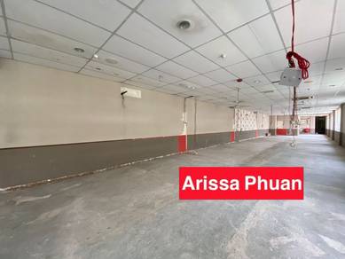 Prime Macalister Road Commercial Space for Rent – 4,785 sf. Georgetown