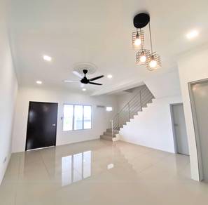 [FACING OPEN] Rentak Perdana 2 Sty 4 Room Newly Renovated Puncak Alam