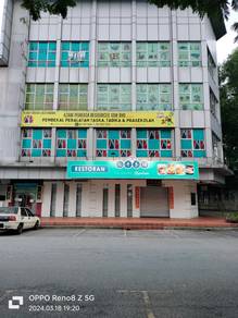 Corner lot Office to let at B3 Commerze Squar, Shah Alam, with lift