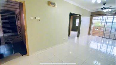 LEVEL 1 LOT TEPI Apartment Laguna Biru Pekan Kundang Rawang