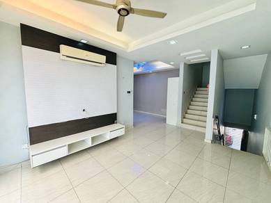 1.5 Storey Townhouse Odora Parkhomes 16 Sierra Puchong