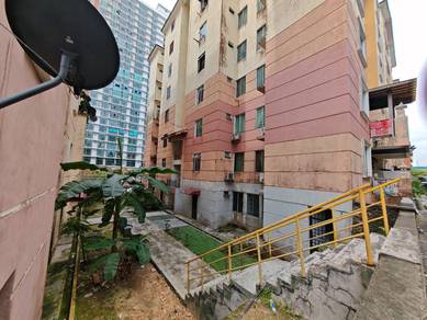 Larkin Indah Apartment-1