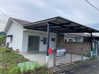 Sungai Siput Taman Tasik Saujana Corner House for Rent New Painting