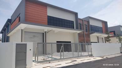 Warehouse-/-Factory-for-rent-Nilai-Negeri-Sembilan
