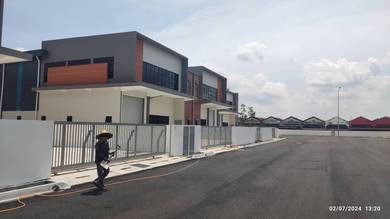 Warehouse-/-Factory-for-rent-Nilai-Negeri-Sembilan-3