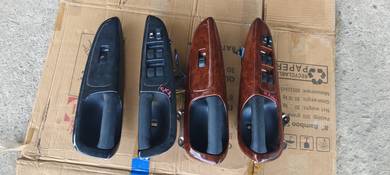 Toyota Estima ACR30 front window switch