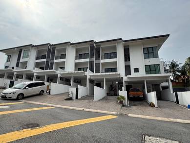 Corner 1st Floor Townhouse , Wira Heights, 1776sf Bandar Sungai Long