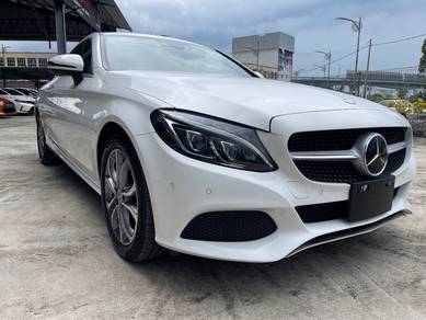 Mercedes Benz C180 1.6 COUPE  (A)