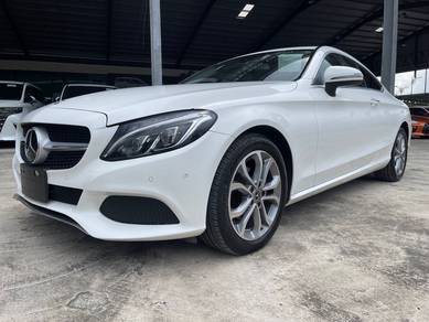 Mercedes Benz C180 1.6 COUPE  (A)