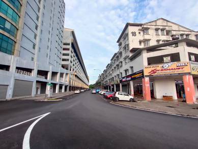 Dataran Otomobil Apartment