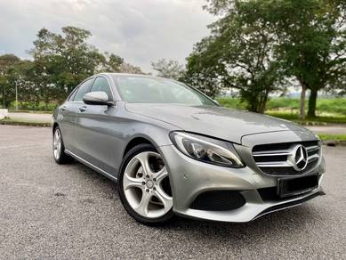 Mercedes Benz C200 AVANTGARDE 2.0 (A)