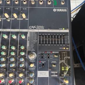 Yamaha EMX5014C 500W Powered Mixer