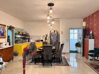 Corner Unit,  Springville Condominium for Sale