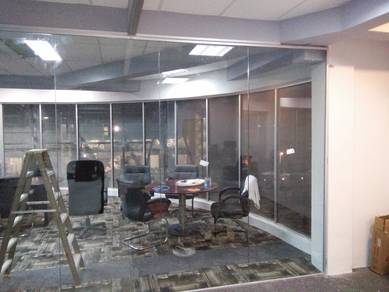 DINDING KACA KALIS PECAH l glass wall 12mm clear l