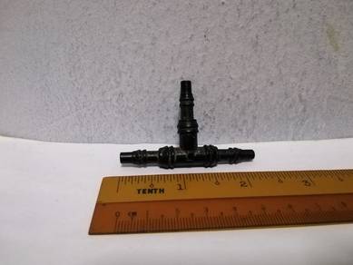 Vintage "T" joint Car Vacuum Meter