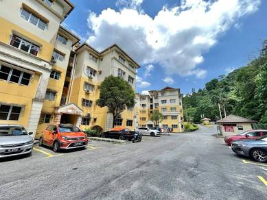 Aparment- Seri Baiduri Apartment Taman Bukit Indah Ampang, Ampang