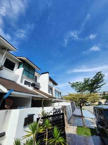 Meadow and Glades Lakefields value buy