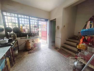 Klang Utama Double Storey Basic Unit Good Condition Best Buy