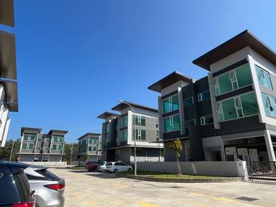 Rent Then Buy l Tuaran Bypass Roadside Warehouse l Gated & Guarded