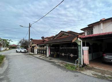 Rumah TERES 1 1/2TINGKAT TAMAN DESA TG DAMAI TOK JIRING KUALA NERUS