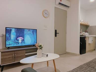 ID Design DK Impian Studio w/ WiFi Car Park MRT Damansara PJ Subang