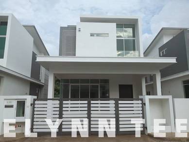 Gated & Guarded | The Glades Zero lot bungalow |Jalur Impian | Alma