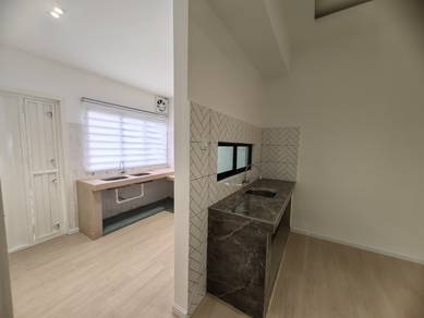 Non bumi Fully Renovated 1 storey terrace at Melaka Baru for Sale