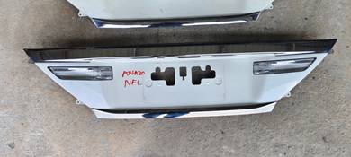 Vellfire anh20 nfl rear plate garnish chrome