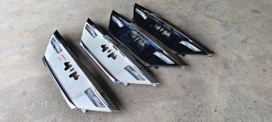 Vellfire anh20 nfl rear plate garnish chrome