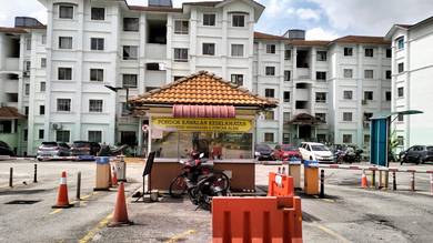 Apartment Residensi Warnasari 3, Bandar Puncak Alam, Selangor