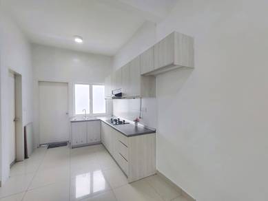 22' x 70' CHEAPEST 🔥 Double Storey Laman View @ Cyberjaya FOR SALE!