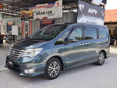 Nissan SERENA 2.0 S-HYBRID HIGHWAY STAR  M085