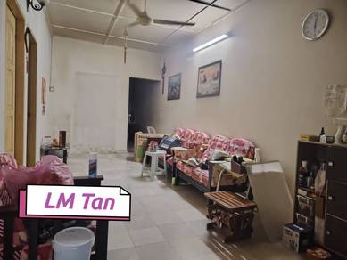 BM Single Storey House with Renovation For Sale