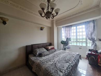 Nice Unit At Menara KLH Puchong For Sale