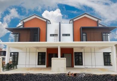 Semi-D Freehold House Bandar Putra Tanjung Lumpur (0% Downpayment)