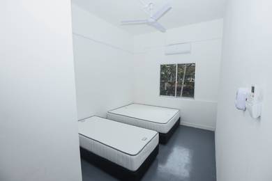 Bilik aircond ada tandas sendiri baru (Kampung Air)