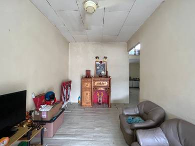 Medium Cost - 1 Storey Terrace Taman Derga Jaya Datuk Kumbar For Sale