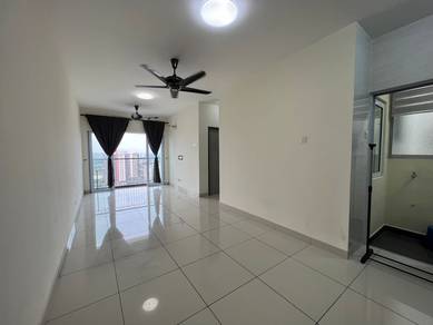 2carpark RENO Koi Suites Condominium Puchong